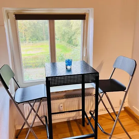 Gemuetliche Monteurswohnung In * レーア