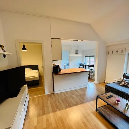 Gemuetliche Monteurswohnung In * レーア